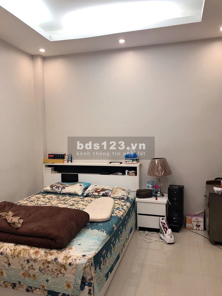 Bán nhà lô góc MP Tôn Đức Thắng DT 35m2 x 5 tầng MT 3,1m giá 13,5 tỷ. LH 0912442669
