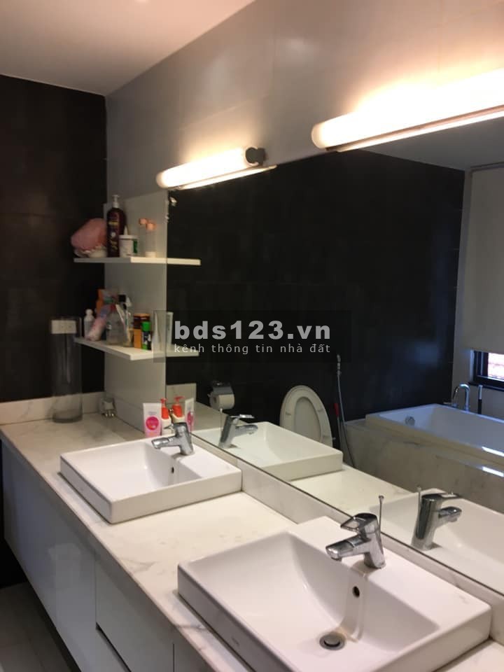 View hồ Tây, kinh doanh đỉnh, 3 thoáng, 8 tầng, 100m2, MT 6m, 24.5 tỷ lh 0968990560