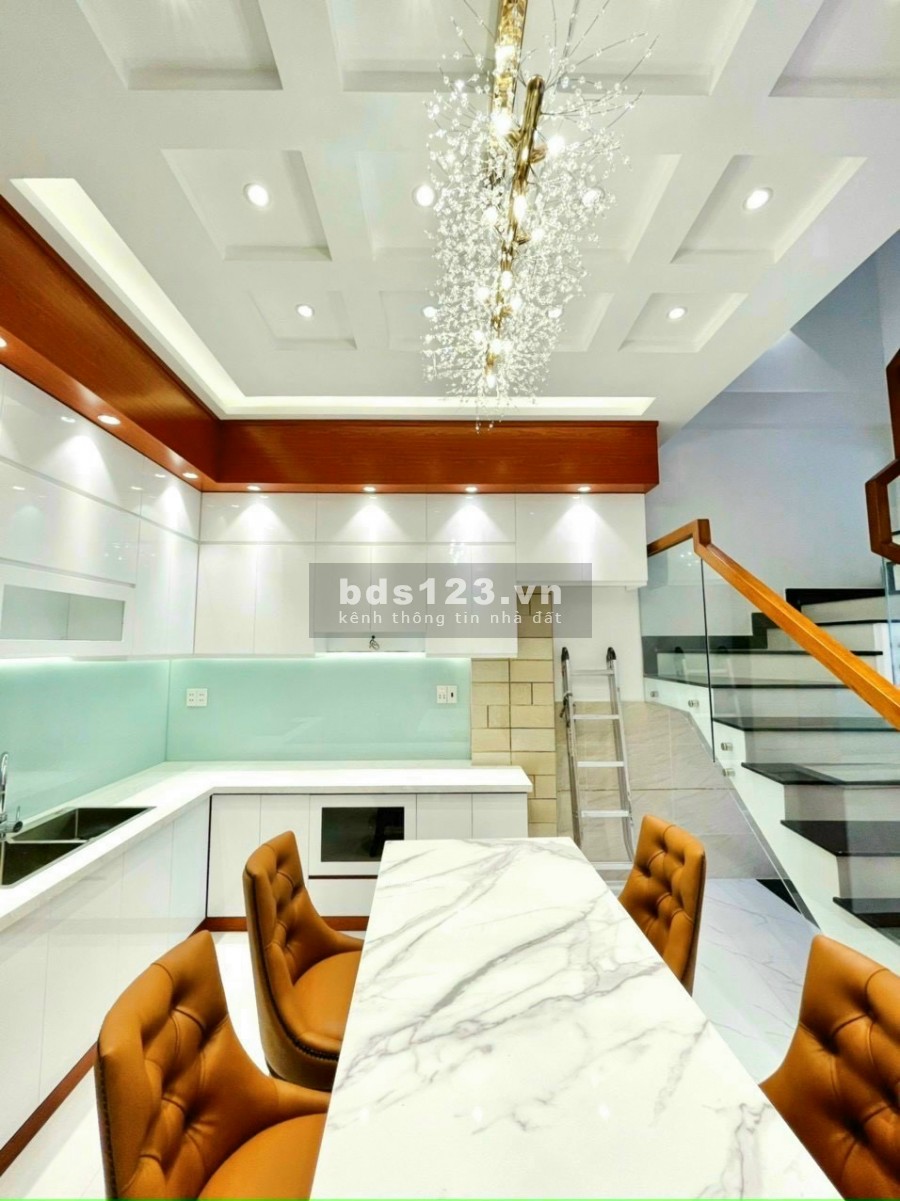 Bán nhà phố đẹp Đường Quang Trung, phường 10, Quận Gò vấp, Hồ Chí Minh