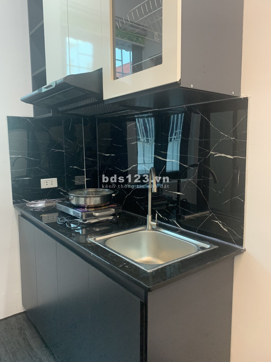 CẦN TIỀN BÁN GẤP NHÀ 5 TẦNG SAU ĐHGTVT OTO 7 CHỖ VÀO NHÀ ĐANG CHO THUÊ 38TR/TH