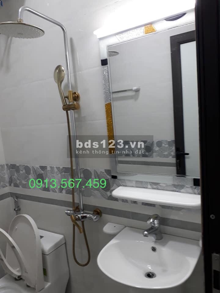 Nhà phố Ngọc Lâm - Long Biên, mới đẹp, 5 tầng x Mt 4m Độc quyền bán 3.7 tỷ