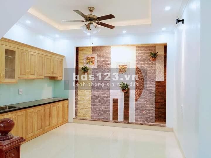 Bán Nhà Hẻm Xe Hơi Cách Mạng Tháng Tám, Tân Bình, 44m2, Giá Rẻ Chỉ 5 Tỷ 5