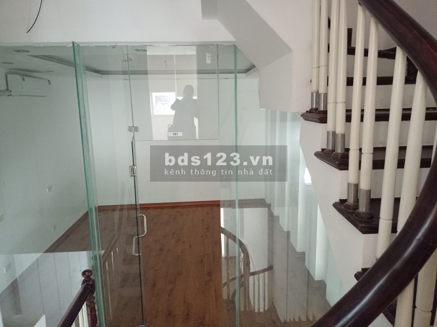 Bán nhà Đường Cầu Giấy, phân lô, ô tô, vỉa hè, 60m2 x 5 tầng, MT 5m, 12.5 tỷ