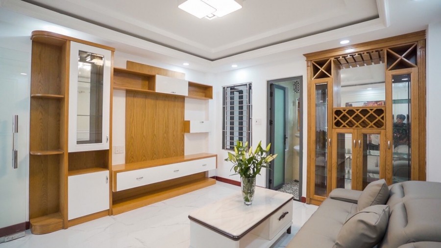 Bán nhà 10m HXH, SV Quận 10, 5 tầng, MT 4,6m, giá 5,2 tỷ
