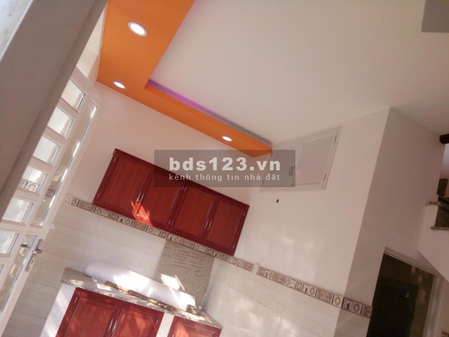Nhà Nguyên Căn 1 Trệt 1 Lầu Đường Nguyễn Văn Tăng