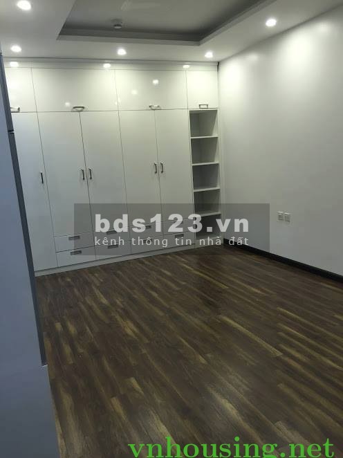 Cần bán căn hộ chung cư Imperia Garden 2Pn 70m2 đồ cơ bản.Giá: 2.7tỷ