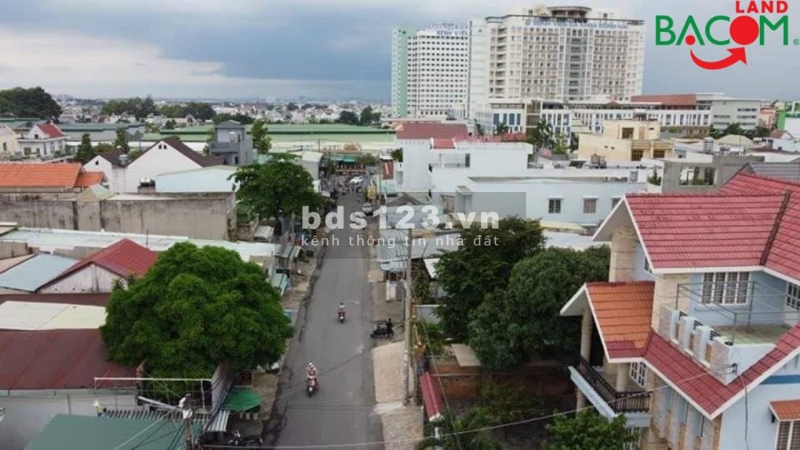 BÁN NHÀ MẶT TIỀN HẺM LƠN P. TÂN HIỆP ĐỐI DIỆN BV TỈNH
