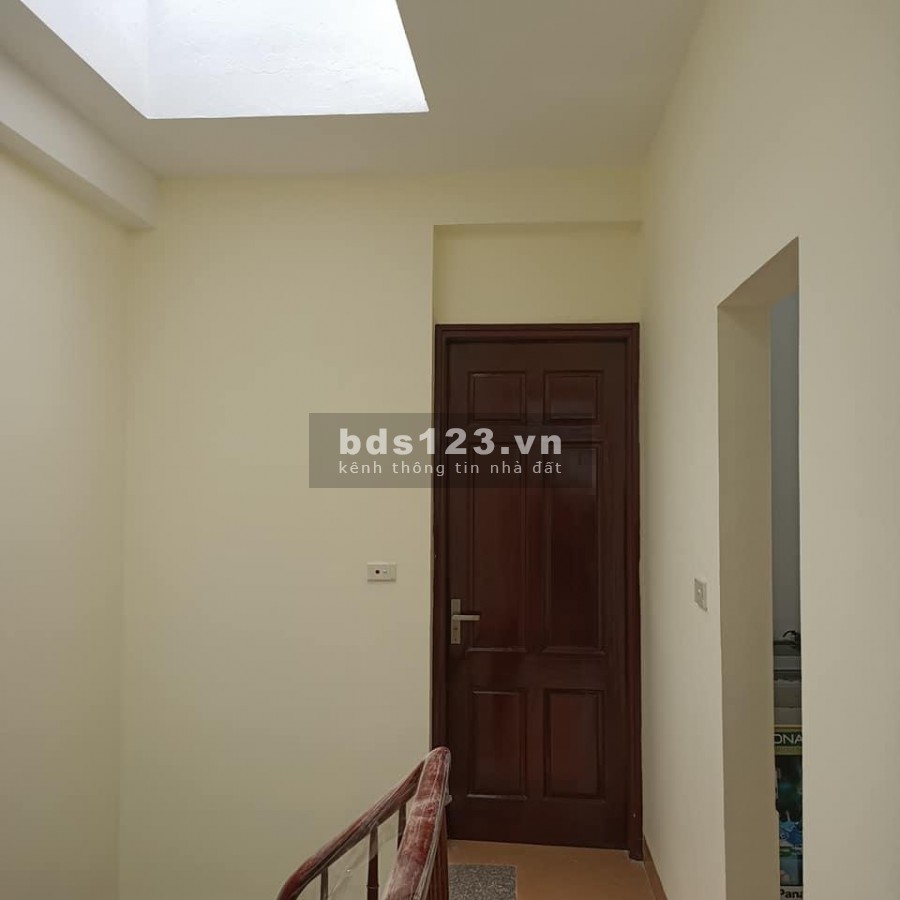 Nhà Tứ Liên, Tây Hồ, Phân lô bàn cờ - 2 thoáng, ngõ thông, ô tô nhỏ qua nhà