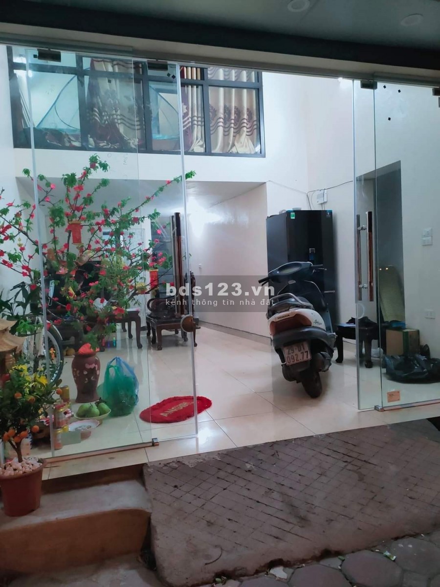 SIÊU HIẾM NHÀ MẶT PHỐ MẶT TIỀN 5M VỈA HÈ 4M 36M2 NHỈNH 3 TỶ