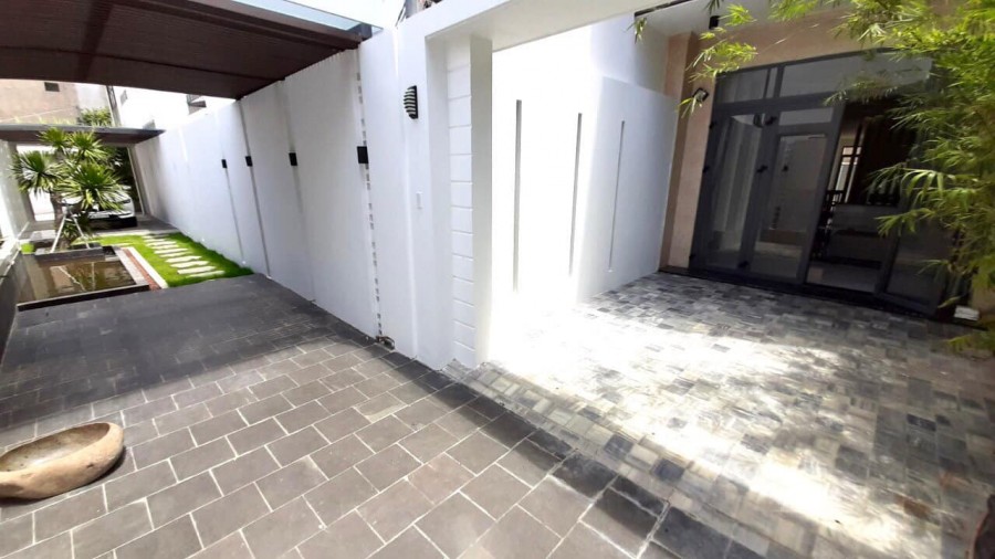 Bán Villa Hiện Đại Đường Ba Cu Liên hệ : Mr An 0903458852