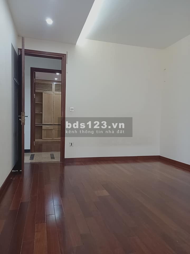 Bán nhà Văn Tiến Dũng 2 thoáng kinh doanh, gara oto, MT6m x 6 tầng giá 8,2 tỷ