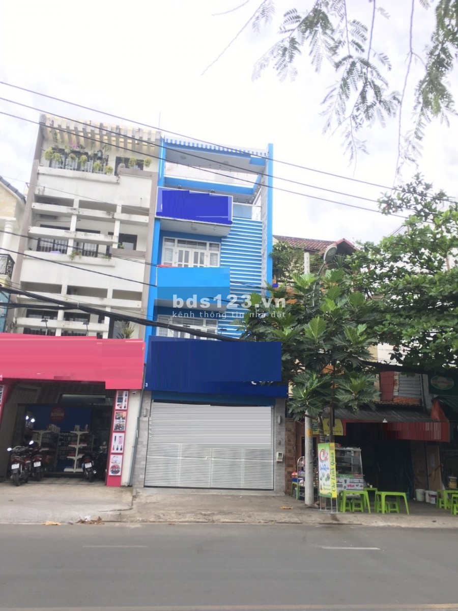 MT Đường Bùi Viện, Phường Phạm Ngũ Lão, Quận 1. DT: 4 x 17 trống 2L