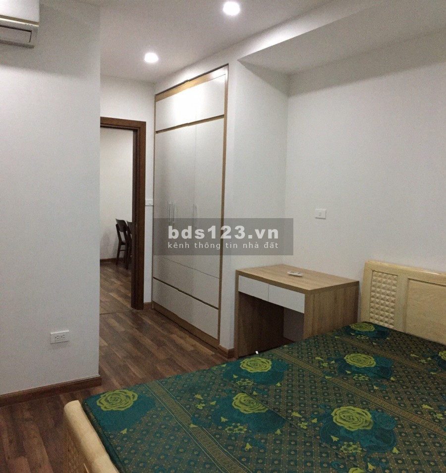 Chính chủ bán gấp căn hộ 3PN, 94m ở Goldmark city, giá 2.7 tỷ bao phí.