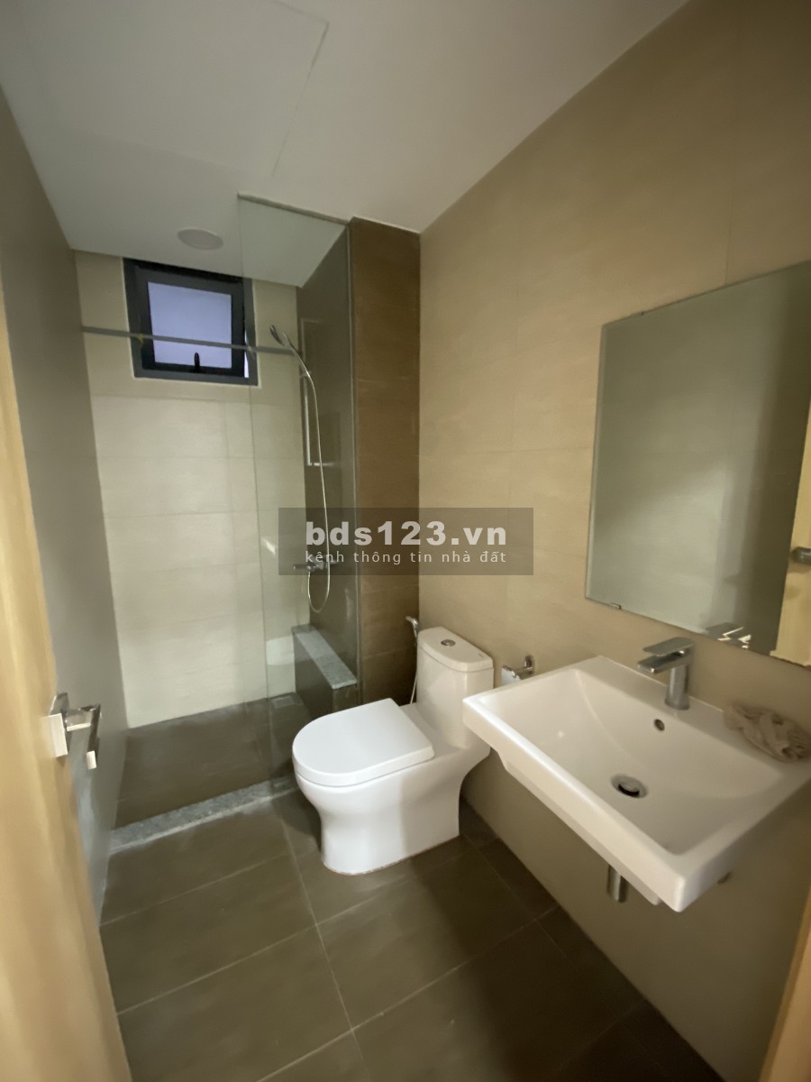 Bán duplex thông tầng view nội khu Emerald dự án Celadon City 3pn 3 tiết 2 phòng khách 0909428180