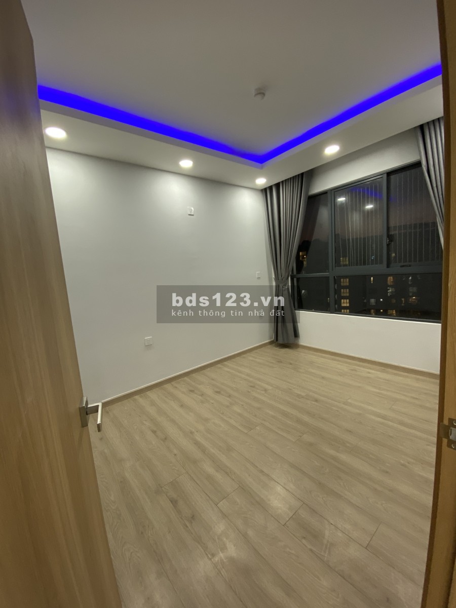 Bán duplex thông tầng view nội khu Emerald dự án Celadon City 3pn 3 tiết 2 phòng khách 0909428180