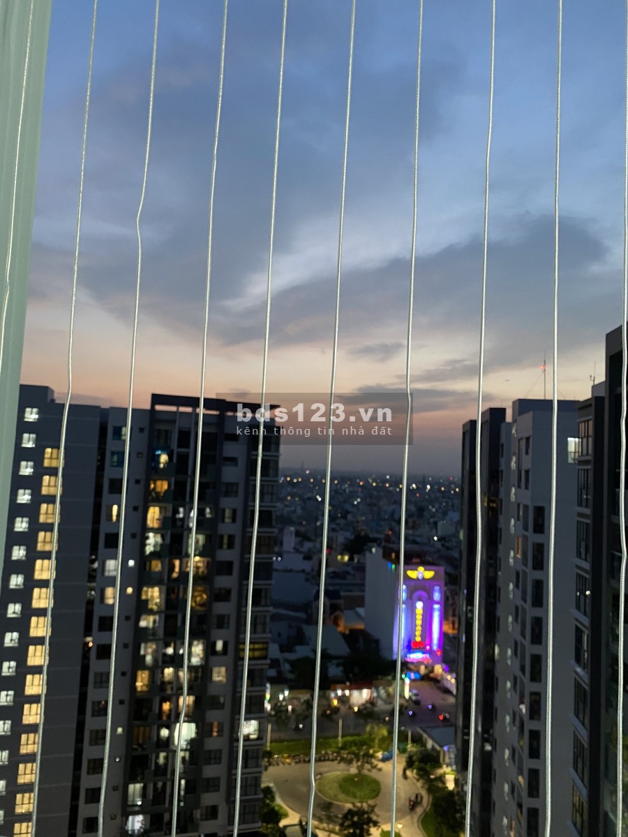 Bán duplex thông tầng view nội khu Emerald dự án Celadon City 3pn 3 tiết 2 phòng khách 0909428180
