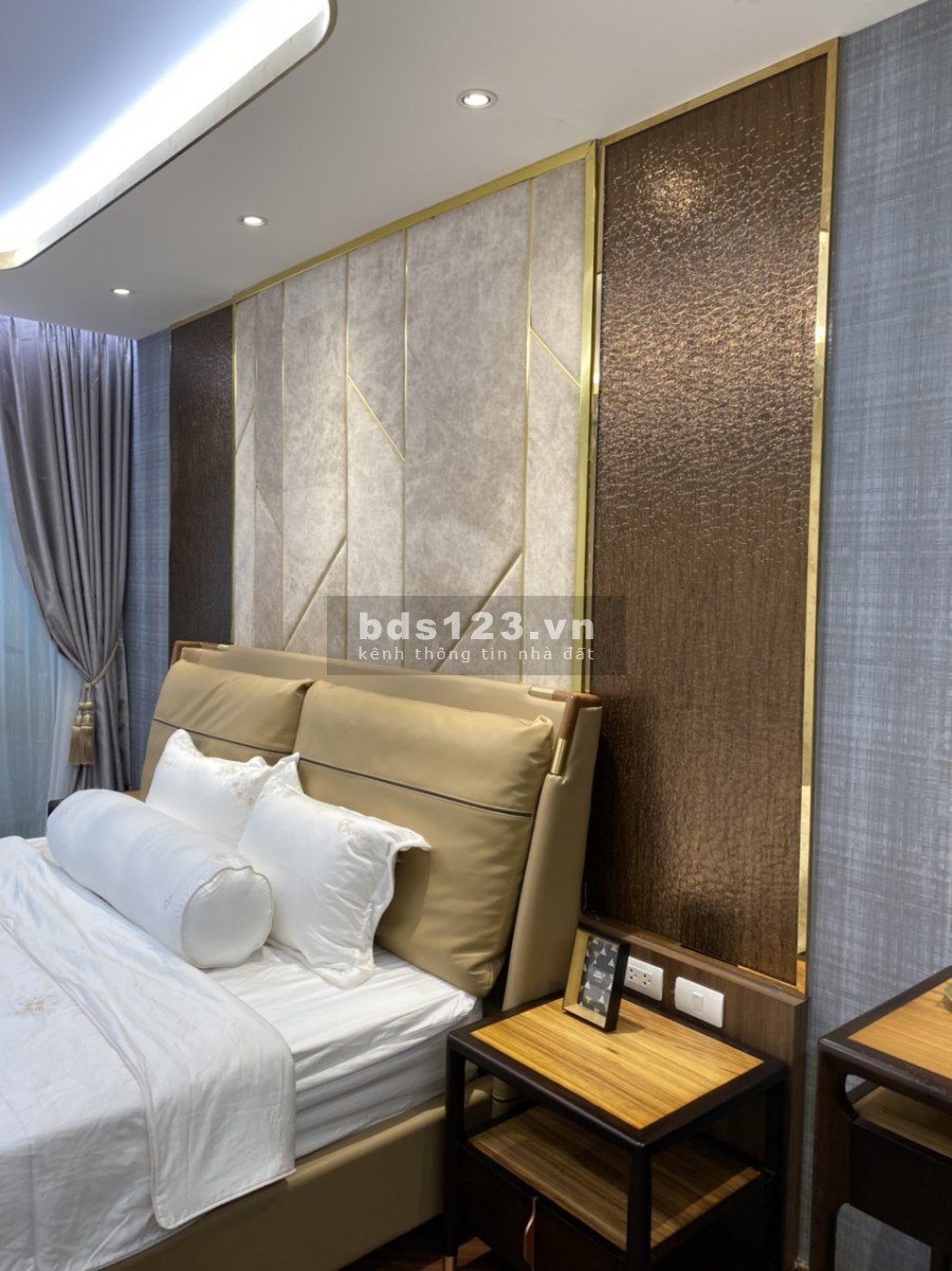 Cho thuê căn hộ Penthouse Terra Royal, 3 phòng ngủ DT 116m2 nội thất cao cấp đẹp y hình #45 Triệu Tel 0942811343 Tony đi xem (Zalo/Phone)