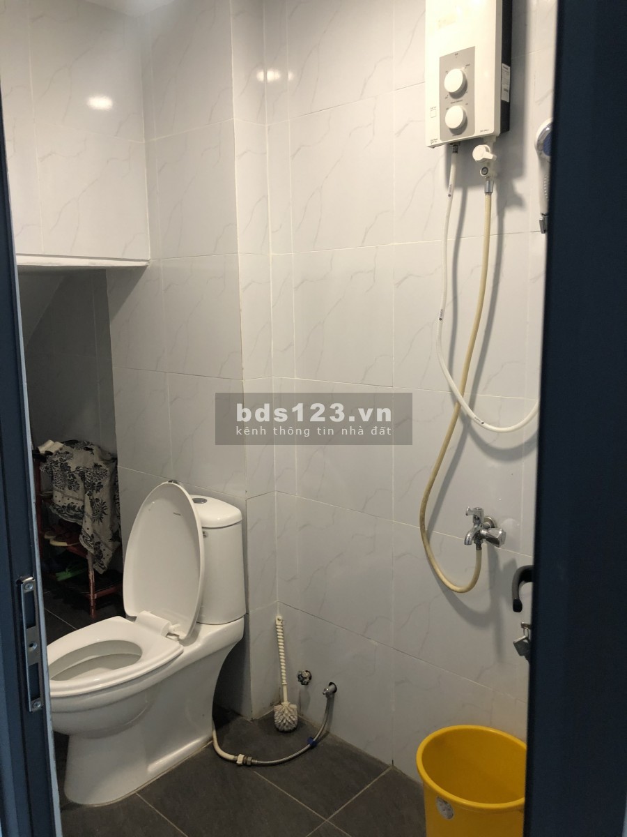 MB đẹp đường Bạch Đằng 4x15m lối đi riêng+ wc riêng giá chỉ 20Tr/th