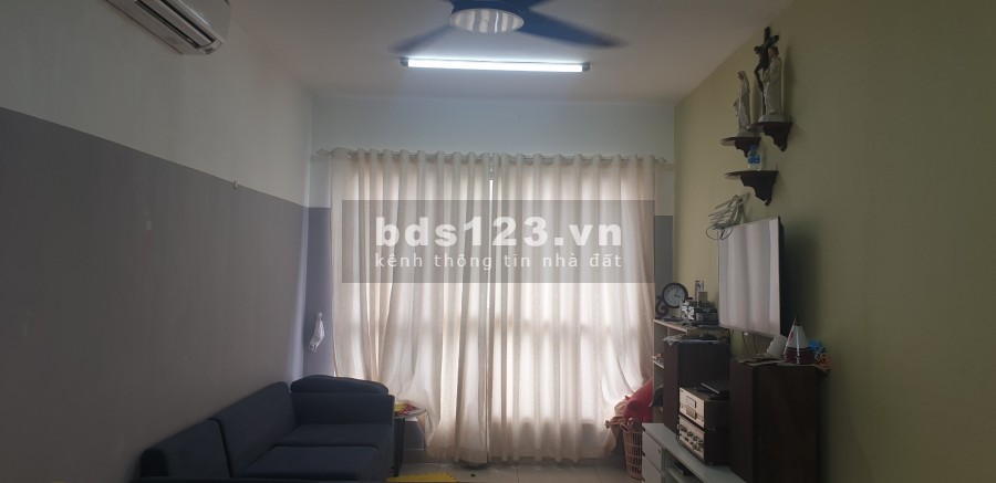 Bán gấp 2pn view nội khu Block C full nội thất đã có sổ , chỉ 2.5 tỷ khu Ruby dự án Celadon lh 0909428180