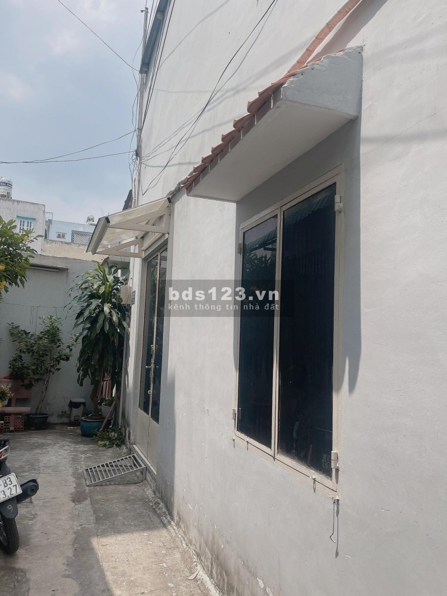 1 căn ra mặt tiền đường Gò Dầu , Quận Tân Phú, 4.2m* 11m, giá 3 tỷ 58