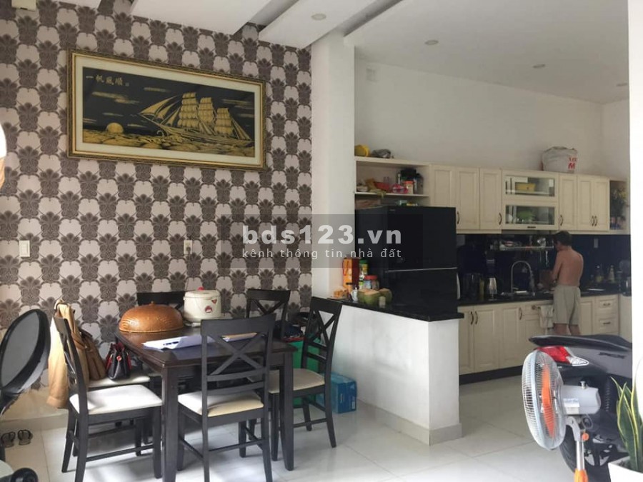 Biệt thự hẻm ô tô 6m. Sổ nở hậu tài lộc. 114 m2. sân để xe ô tô Đ. Nơ Trang Long Bình Thạnh. Chỉ 15.2 tỷ TL.