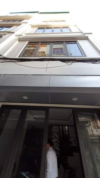 BÁN NHÀ ĐẸP HUY HOÀNG - ĐƯỜNG THÔNG, XE BA GÁC CHẠY HẾT GA.Kim Ngưu 30M 5T 4.2Mt 3.5 tỷ