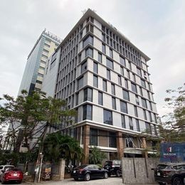 Cần bán đất lô góc phố Hoàng Quốc Việt 170m2 mặt tiền 10m giá 35 tỷ