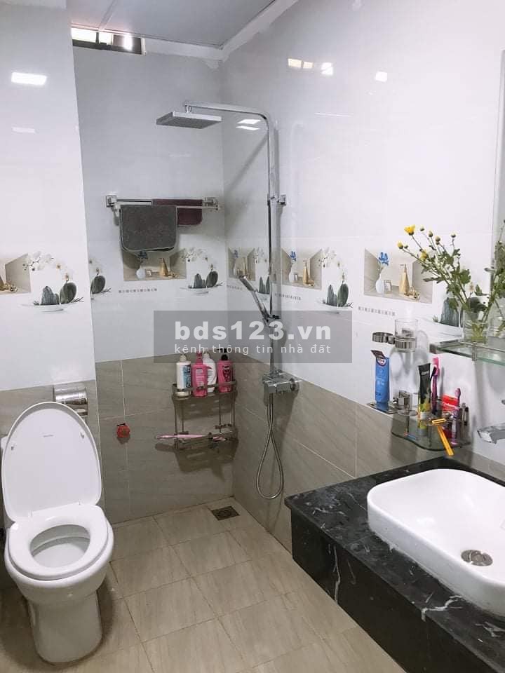 Bán gấp nhà đường Trần cung, Bắc Từ Liêm 50mx5tầng, giá 4,5 tỷ