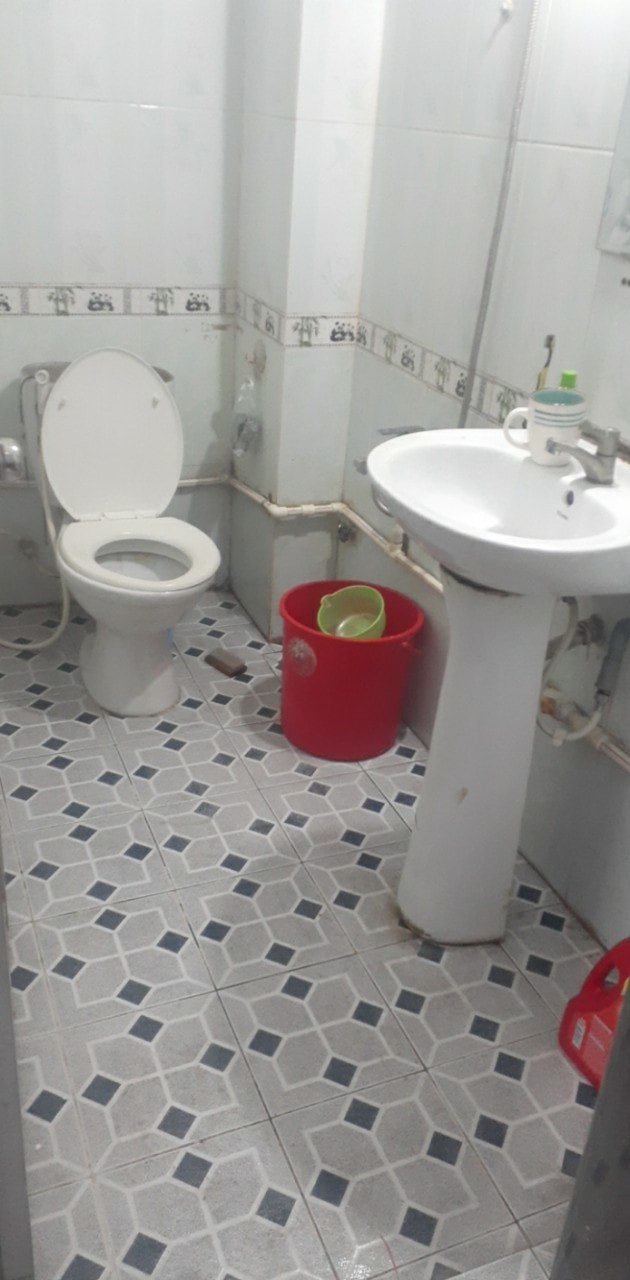 BÁN GẤP 2 NGÀY THÔI NHÀ 40M2 SÁT BÌNH THẠNH HXH TẬN CỬA GIÁ 3.3 TỶ