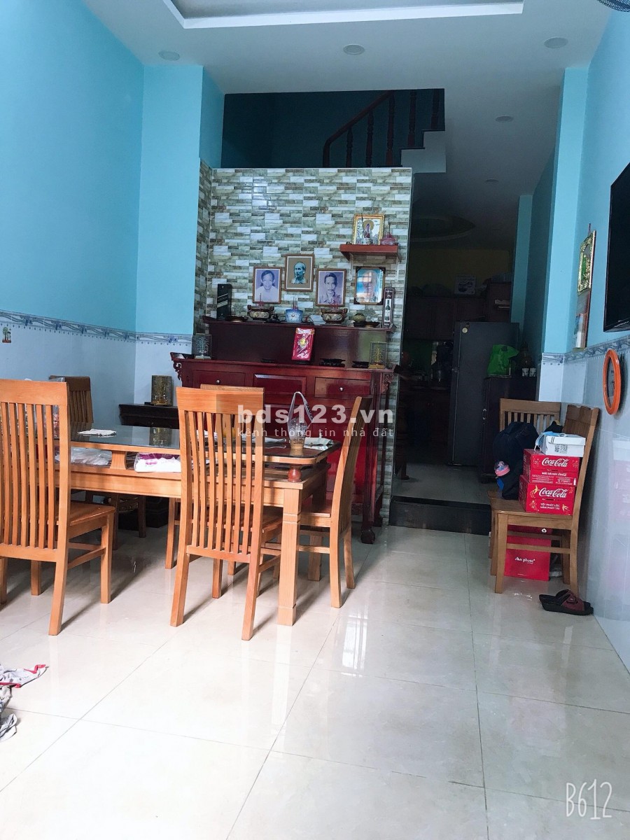 Cần bán Nhà quận 6 chính chủ hẻm lớn 8m p12q6 gần công viên Phú Lâm