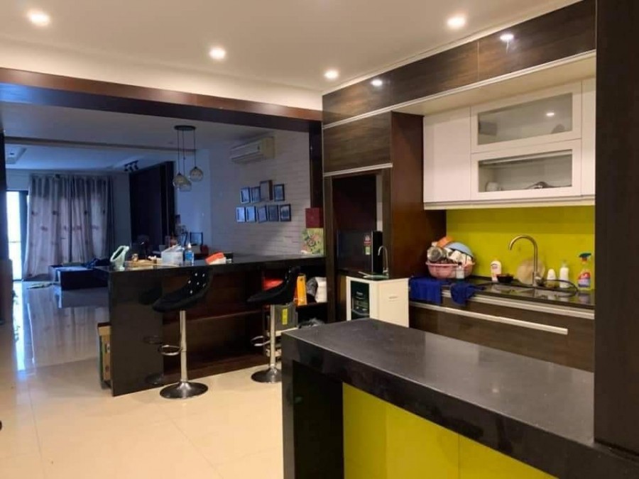 Bán Nhà Quận Đống Đa, 70m2, 4T, MT6, 12.5 Tỷ, Ô Tô Tránh, Trung Tâm, Kinh Doanh Và Ở