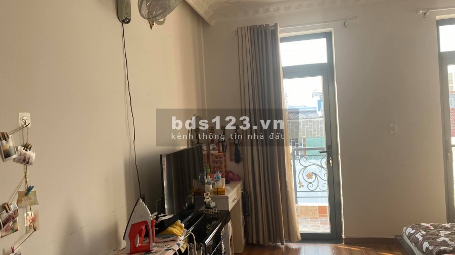 Bán Nhà Phố Mặt Tiền Bình Thạnh DT: 52m2, 5L, 4.5m x 12m, Giá Chỉ: 13 tỷ.