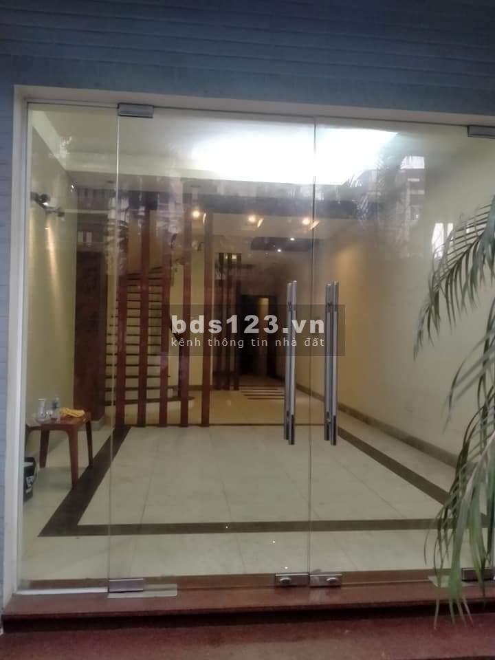 BÁN GẤP NHÀ MẶT PHỐ HÀO NAM, 63M 5 TẦNG MT 5M, VỈA HÈ ĐÁ BÓNG, CHỈ 22 TỶ LH 0942.861188