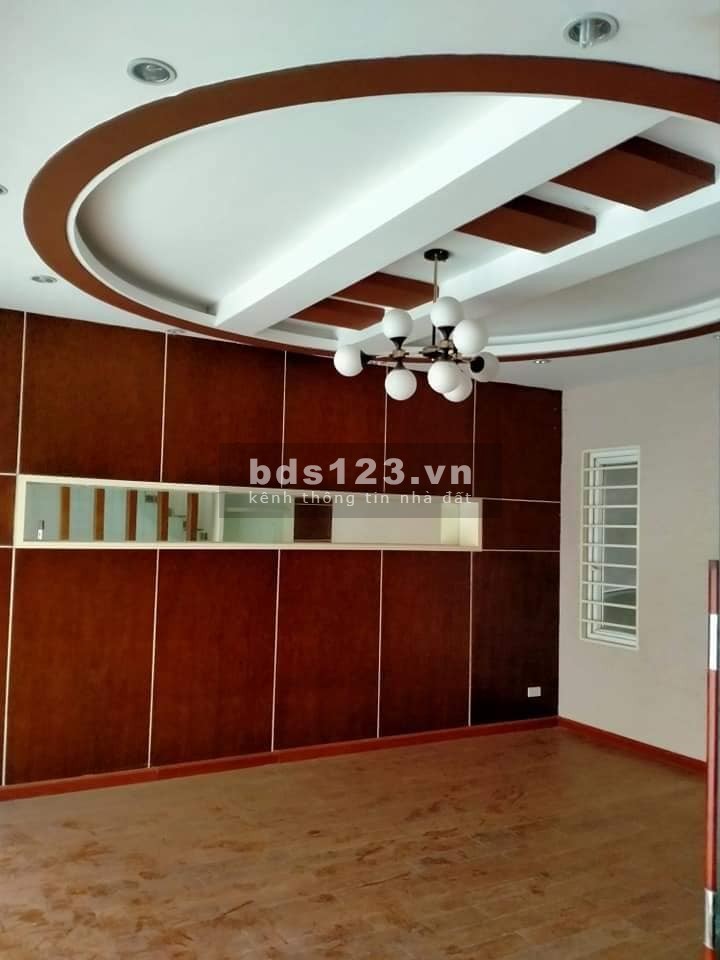 NGÕ GẠCH-HÀNG KỊCH ĐỘC PHỐ CỔ - KINH DOANH HOMESTAY - 2 THOÁNG – MẶT TIỀN RỘNG-CHỈ NHỈNH 11 TỶ.