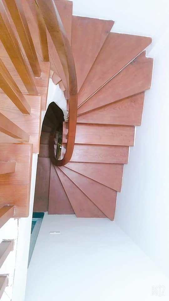 Bán NHÀ ĐẸP LÔ GÓC 3 MẶT THOÁNG NỘI THẤT ĐẸP CÁCH PHỐ 20M Đội Cấn-Ba Đình 5 tầng mặt tiền 4m giá hơn 7 Tỷ