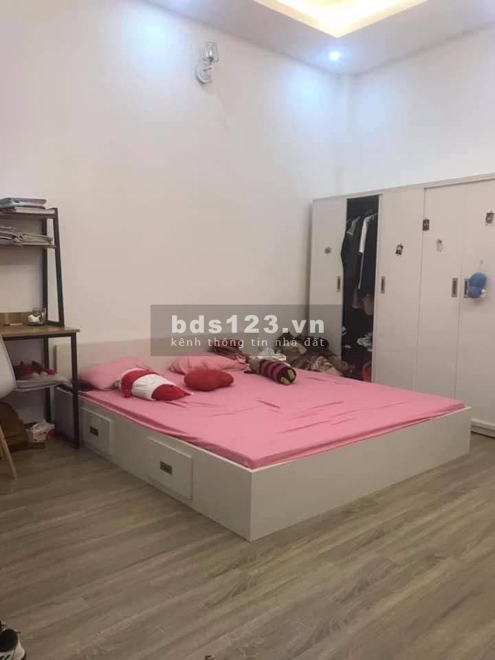 Bán gấp nhà mới tại Khương Đình diện tích hơn 60m2 giá nhỉnh 5 tỷ