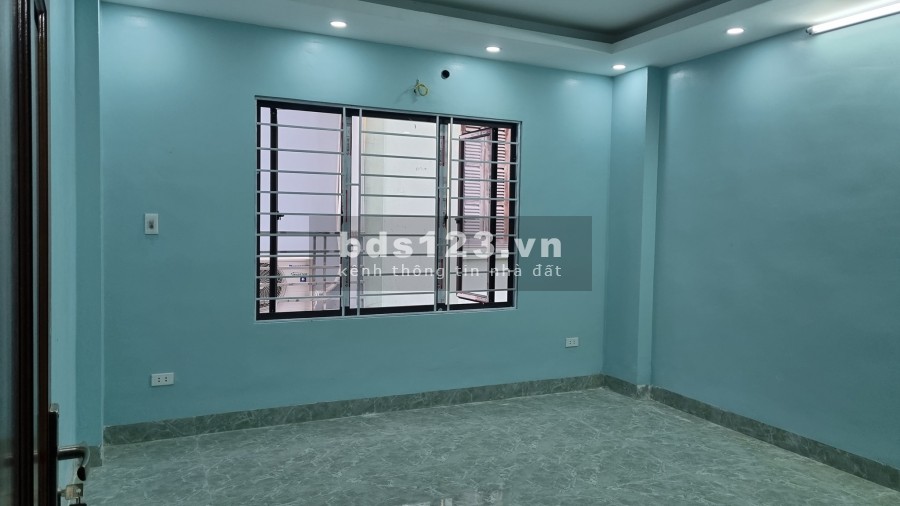 Bán nhà riêng tại phố Cự Lộc giá dưới 3 tỷ 25mx5T giá 2.25 ty Nhân Chính Thanh Xuân 0969040000.