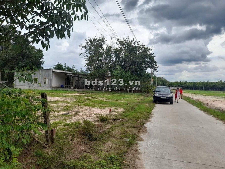 Bán đất Bình Long giá rẻ 295tr 1000m2 có ODT