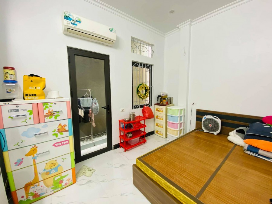 Cần Bán Nhà Doãn Kế Thiện Cầu Giấy Ngõ Ô tô Đỗ Cửa, 60m, 3T, Mt 3.8, Giá 4.25 Tỷ