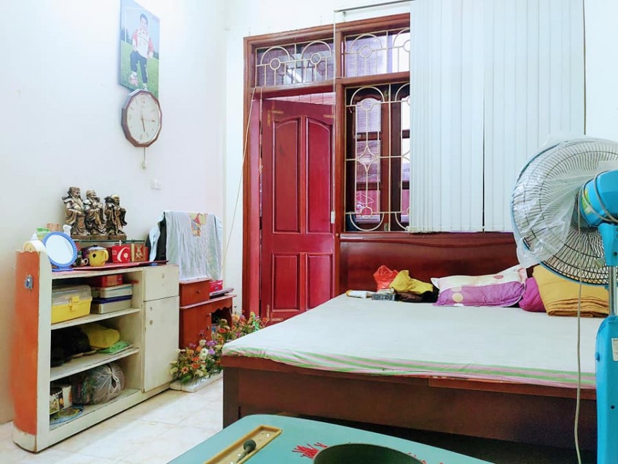 QUÁ HIẾM, BÁN NHÀ THÁI THỊNH, ĐỐNG ĐA, Ô TÔ, KINH DOANH SẦM UẤT, AN SINH ĐỈNH MÀ CHỈ 8.5 TỶ.