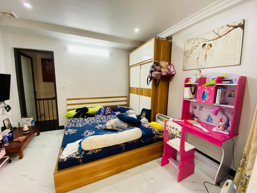Cần Bán Nhà Doãn Kế Thiện Cầu Giấy Ngõ Ô tô Đỗ Cửa, 60m, 3T, Mt 3.8, Giá 4.25 Tỷ
