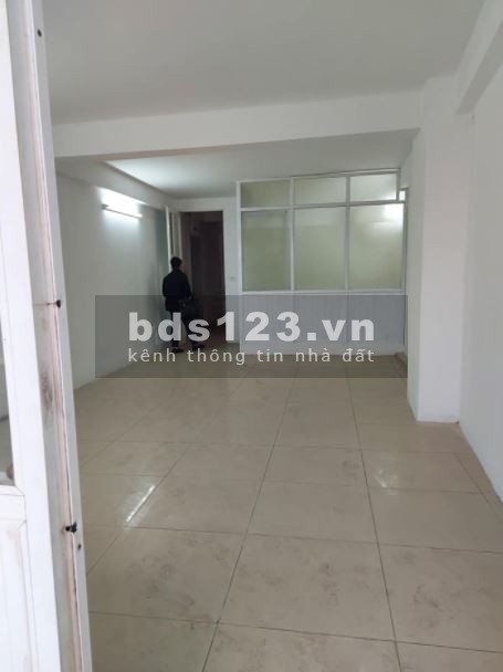 Bán nhà mặt phố Trần Hữu Tước, Hà Nội 70m2, 20 Tỷ