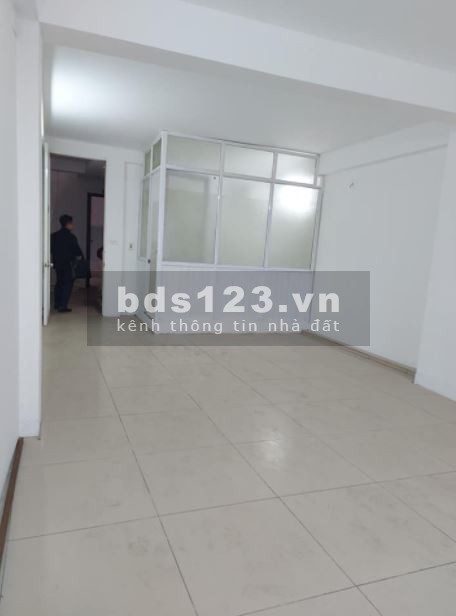 Bán nhà mặt phố Trần Hữu Tước, Hà Nội 70m2, 20 Tỷ