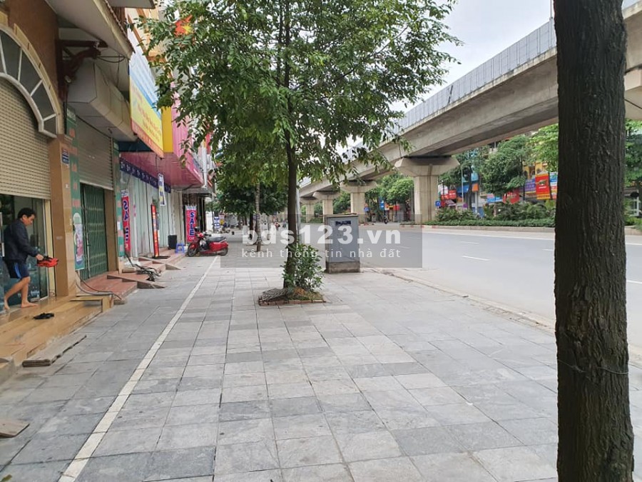 Bán Đất Tặng Nhà Phố Quang Trung, 68m, MT5m, Ô tô tránh, giá 2 tỷ 25 Lh 0936552879