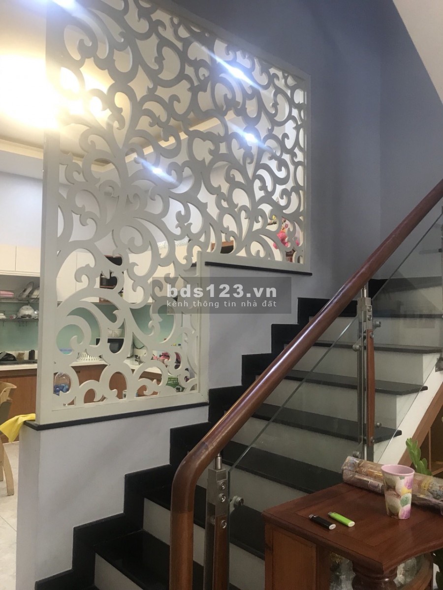 Bán nhà lê thị riêng quận 12 TP HCM