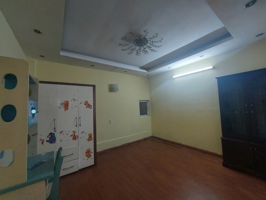 CẦN BÁN GẤP NHÀ TÂY SƠN 35m2 Ô TÔ VÀO NHÀ 2 TẦNG MT4m GIÁ 3.3TỶ