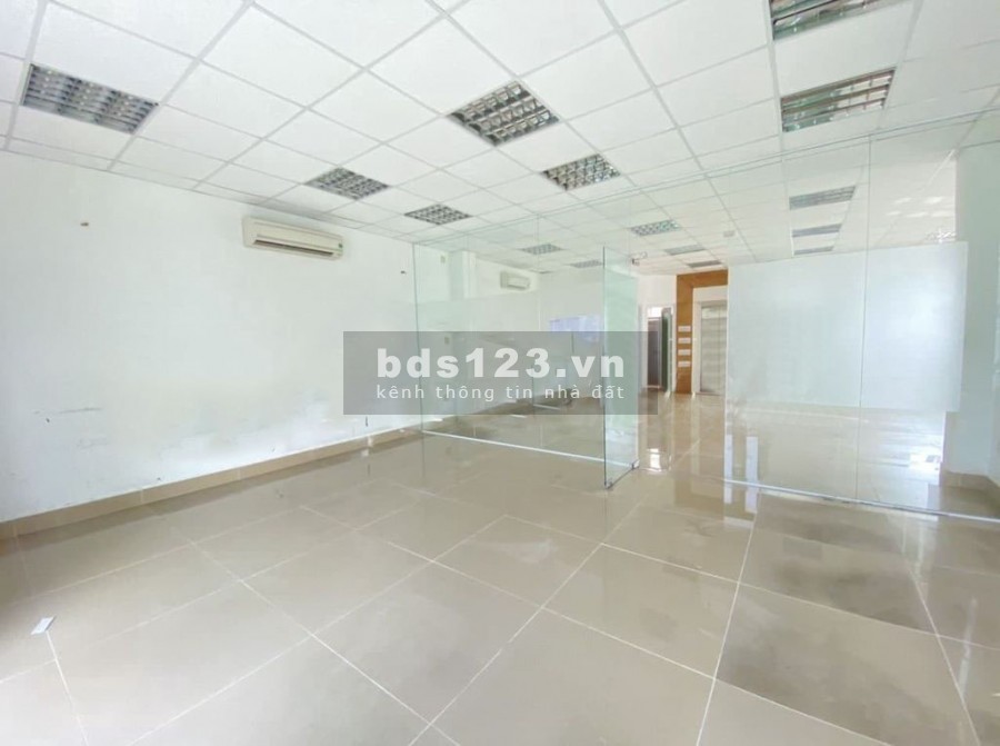 Tòa nhà VP mặt tiền Trần Não 600m2 hầm 5 sàn trống suốt =thang máy