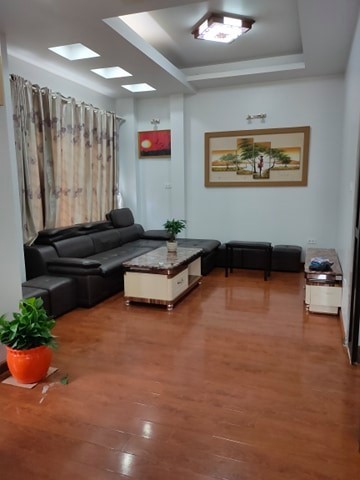 Bán gấp! Hạ sâu 2 tỷ! Kinh doanh, 3 ô tô tránh Hoàng Quốc Việt, quận Cầu Giấy, mặt tiền rộng. 0978946660