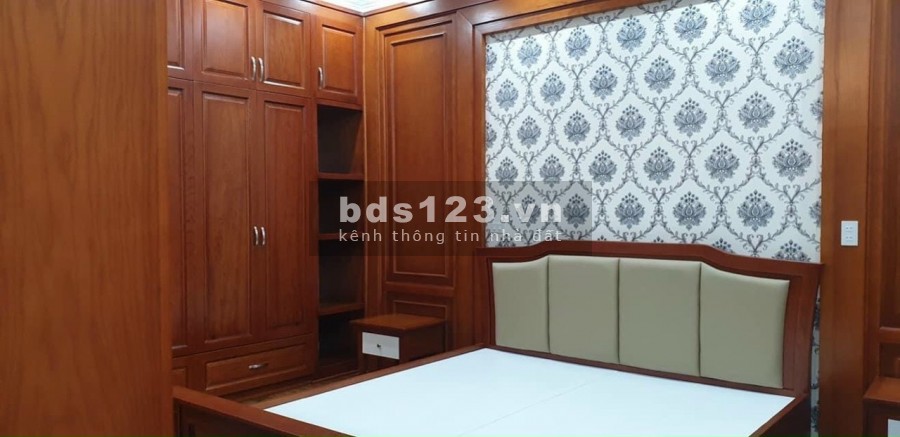 Bán nhà 4 tầng mặt phố Cao Bá Quát, TP Hải Dương, 62m2, mt 8m, nội thất cao cấp, chỉ 6.5 tỷ