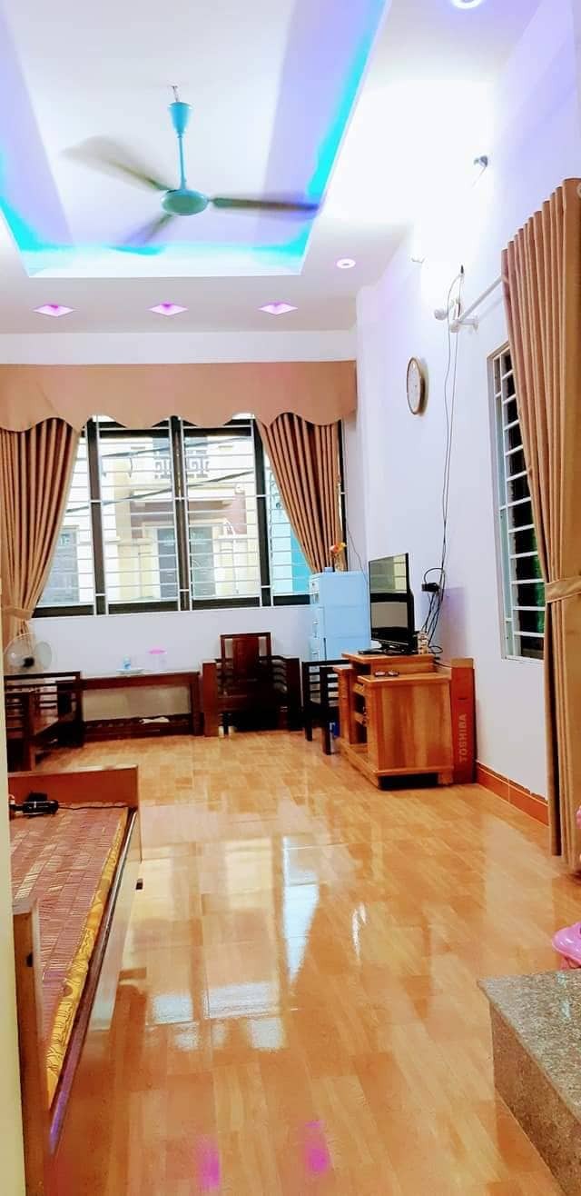 BÁN NHÀ DOÃN KẾ THIỆN PHÂN LÔ- Ô TÔ CHẠY VÒNG QUANH